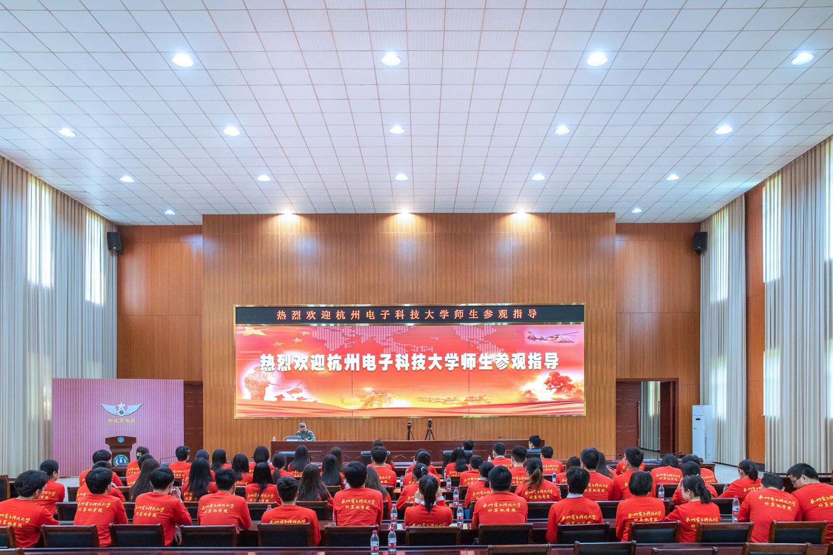 计算机学院开展“走进军营”国防教育参观活动-计算机学院