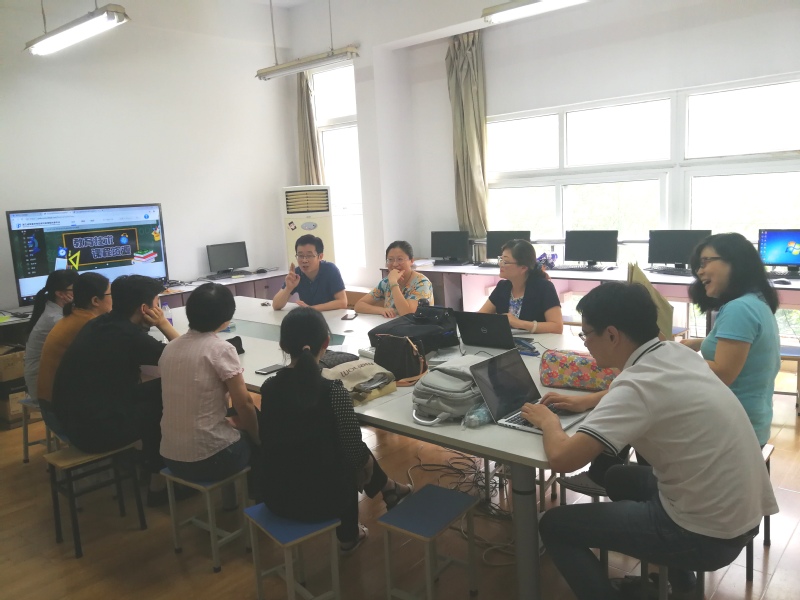 我院教师教学发展中心举行省精品在线课程建设经验交流会-计算机学院