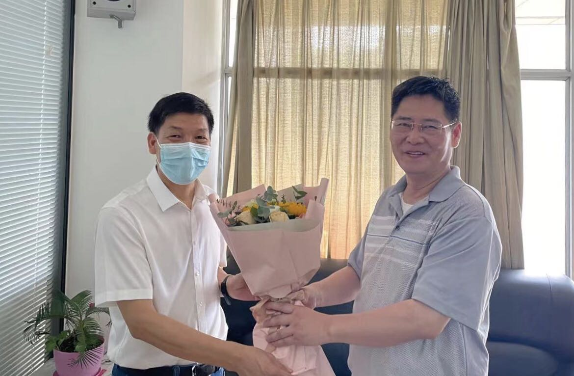 吕金海副校长教师节走访慰问我院盛锦华教授-计算机学院